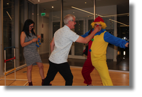 Marie-Ève, Jacques et le clown CloClo