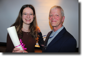 Diplôme de ceinture noire 2e dan remis à Laura Girouard